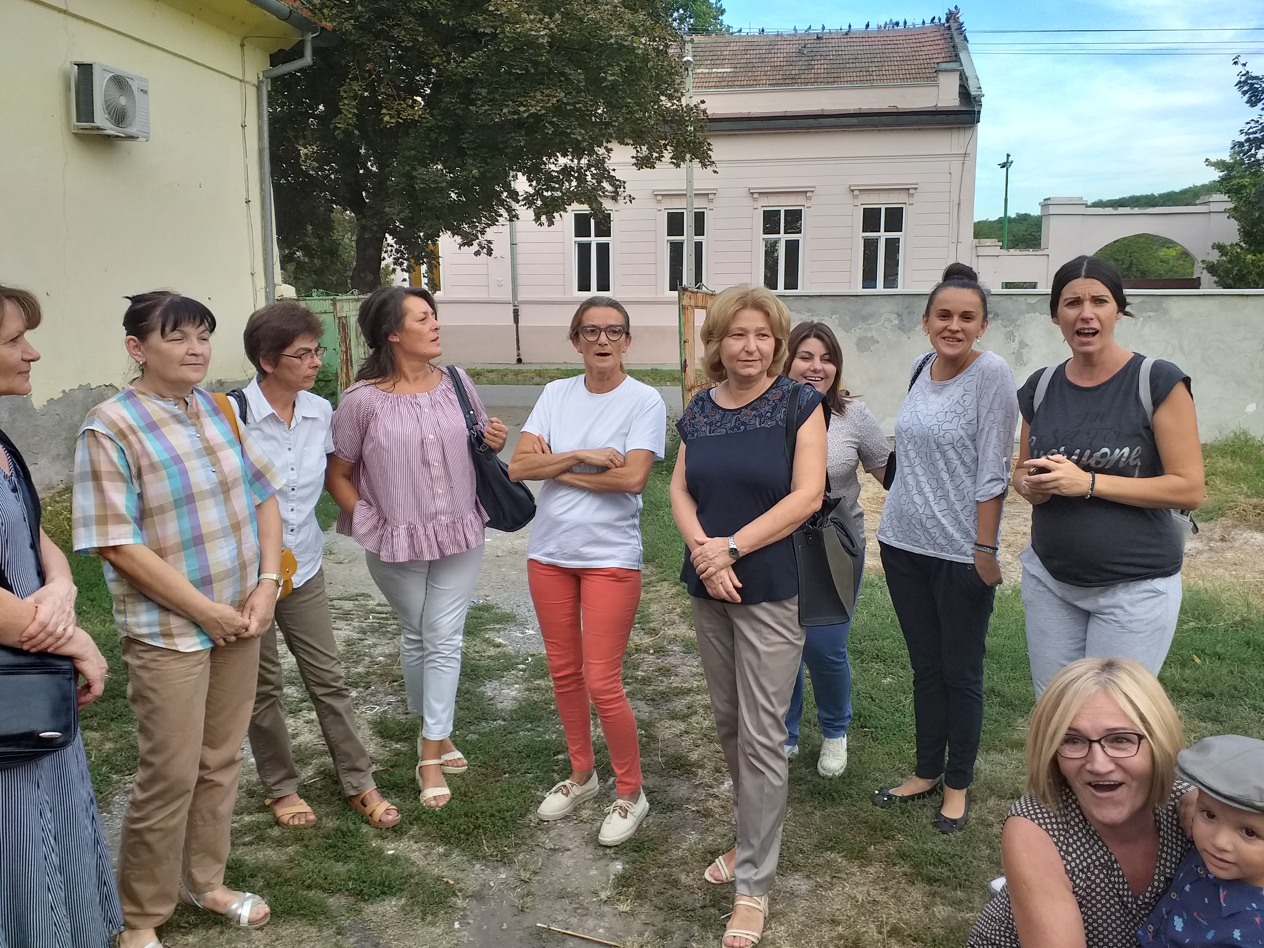 <a target='_blank' href='http://plavicuperak.com/images/god2019/otvaranje_celodnevnog-boravka_mosorin/20190906_180959.jpg'>20190906_180959.jpg</a> 20190906_180959.jpg