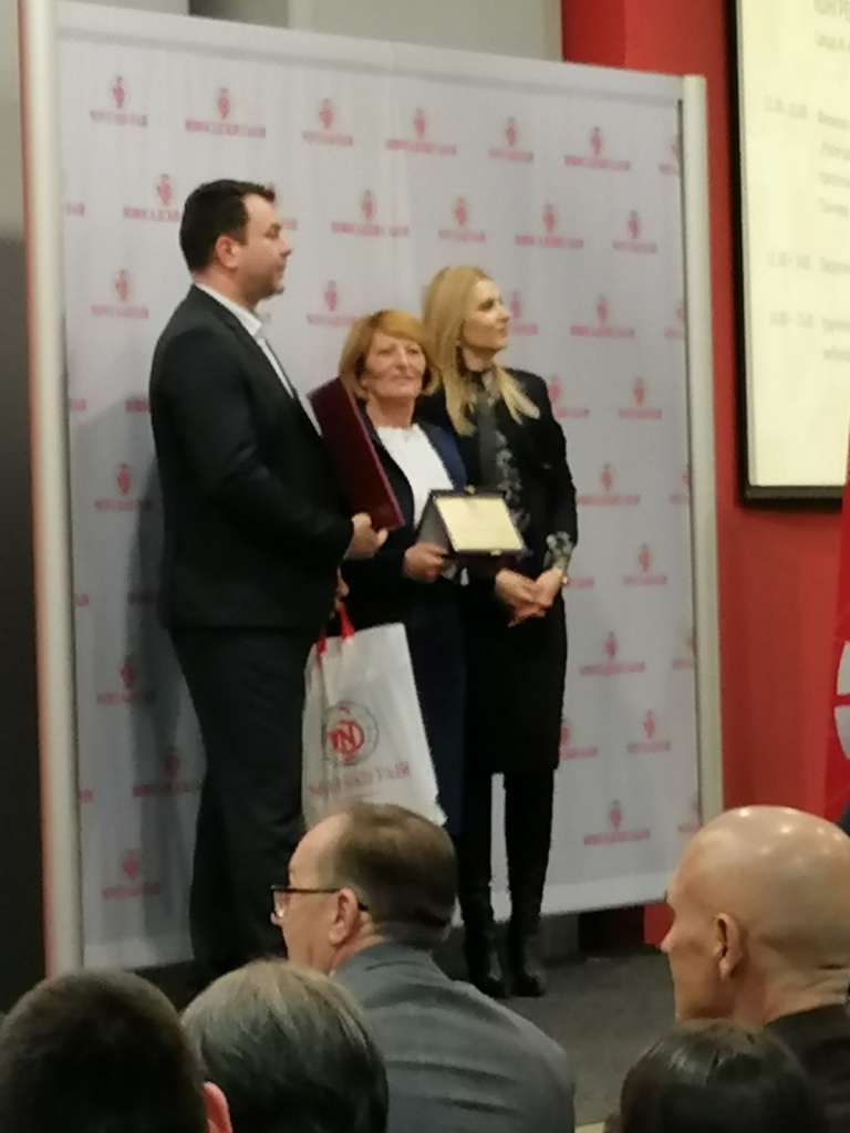 IMG f6bb2450b4c542cac7bd01b4b2473fb1 V